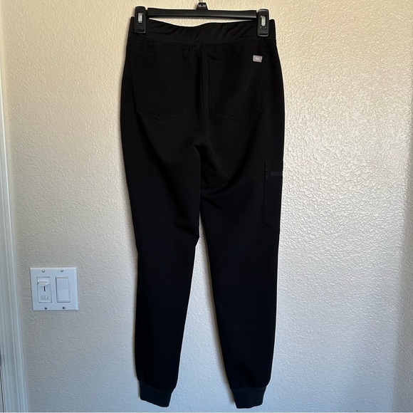 FIGS ZamoraT™ Jogger Scrub Pants Black PO2255 - Picture 8 of 14